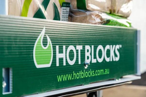 Hot Blocks x NB Media 9