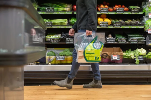 Hot Blocks x NB Media 6